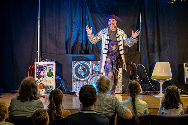 Captain Zak’s Space Pirate Problems